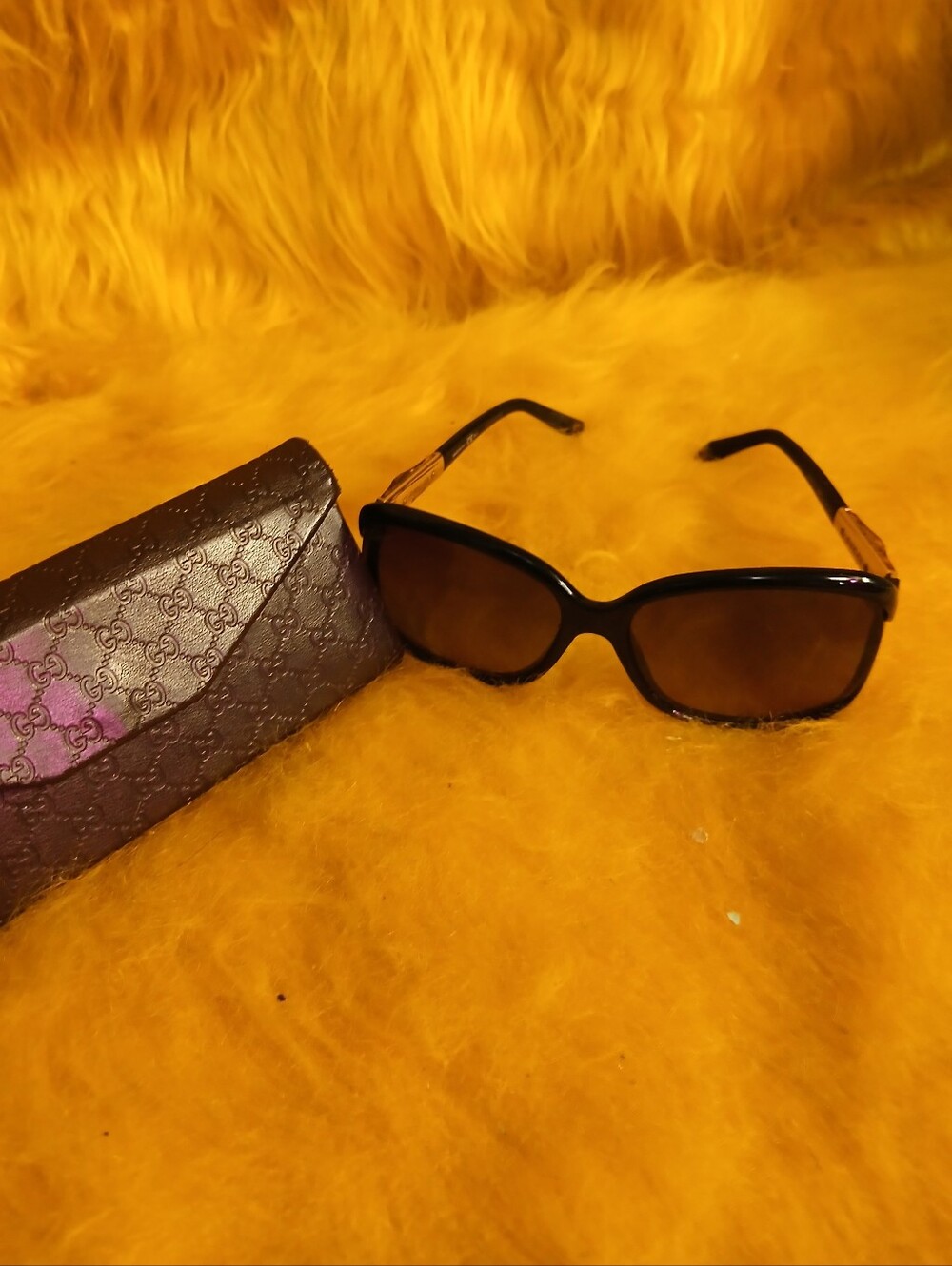 Gucci Bamboo Style Sunglasses with Case